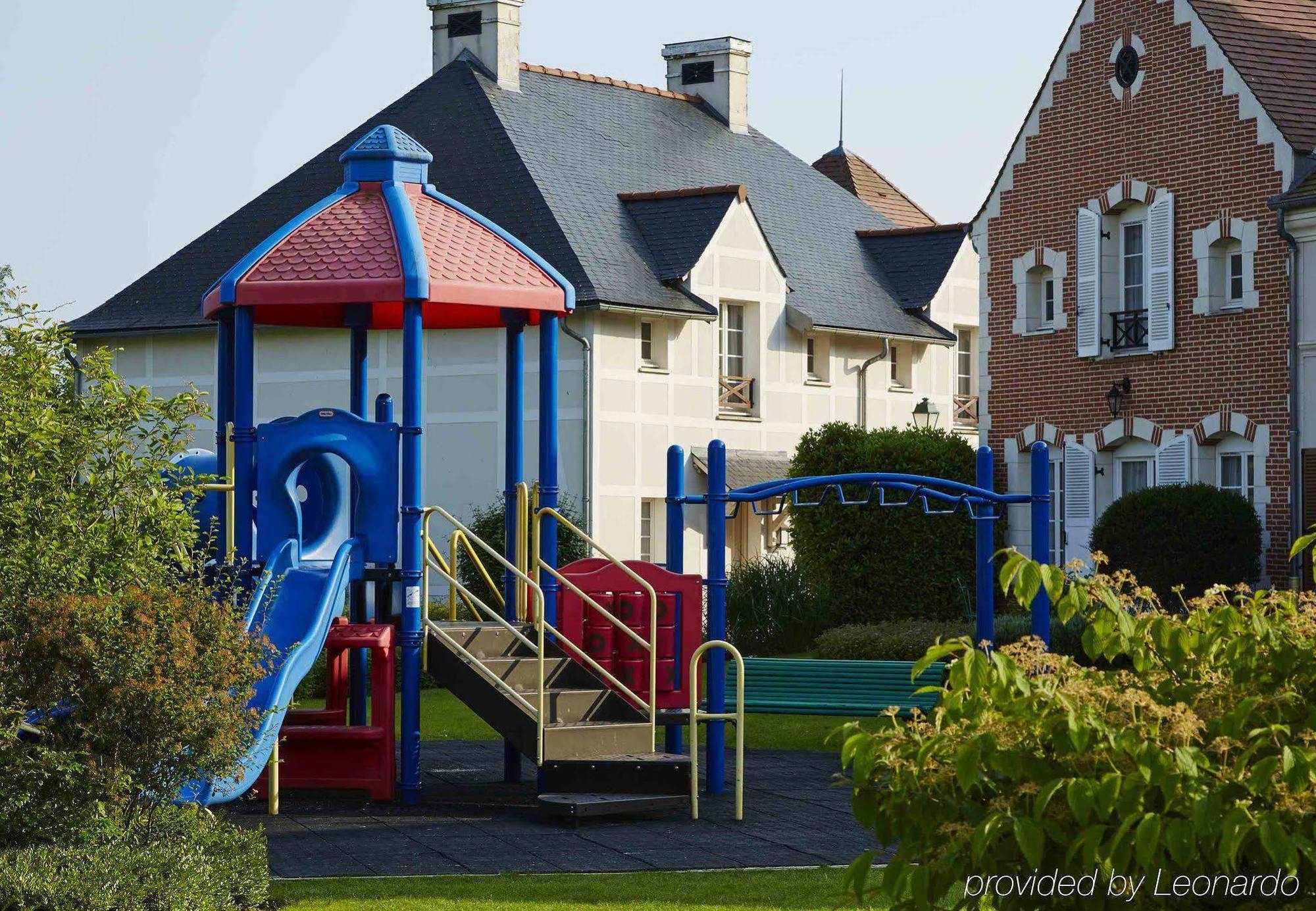 Marriott'S Village D'Ile-De-France Bailly-Romainvilliers Buitenkant foto